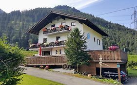Gaestehaus Schmitt